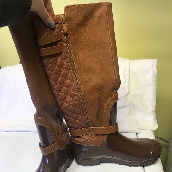 Fall boots - Picture 1 of 2